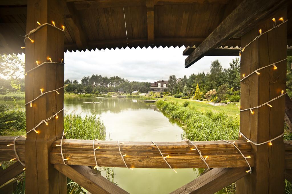 Dworek Helena Hotel Biala Podlaska Bagian luar foto