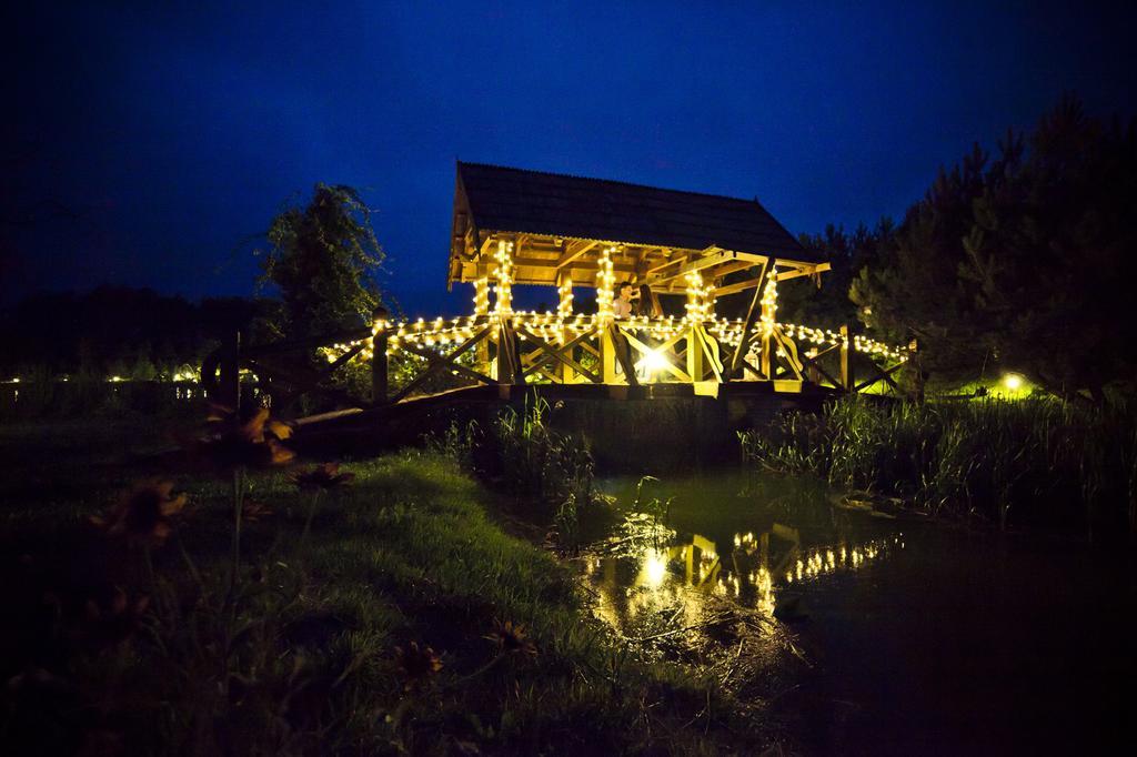 Dworek Helena Hotel Biala Podlaska Bagian luar foto