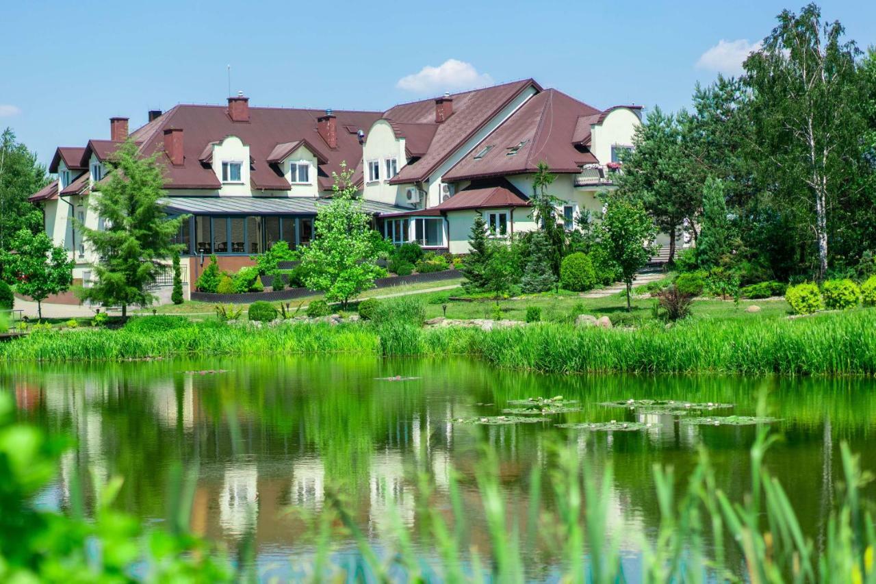 Dworek Helena Hotel Biala Podlaska Bagian luar foto