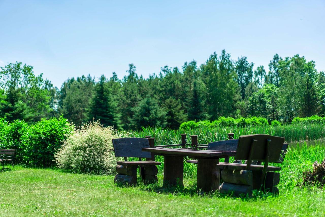 Dworek Helena Hotel Biala Podlaska Bagian luar foto