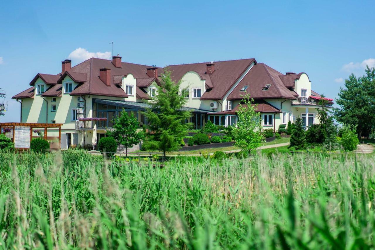 Dworek Helena Hotel Biala Podlaska Bagian luar foto